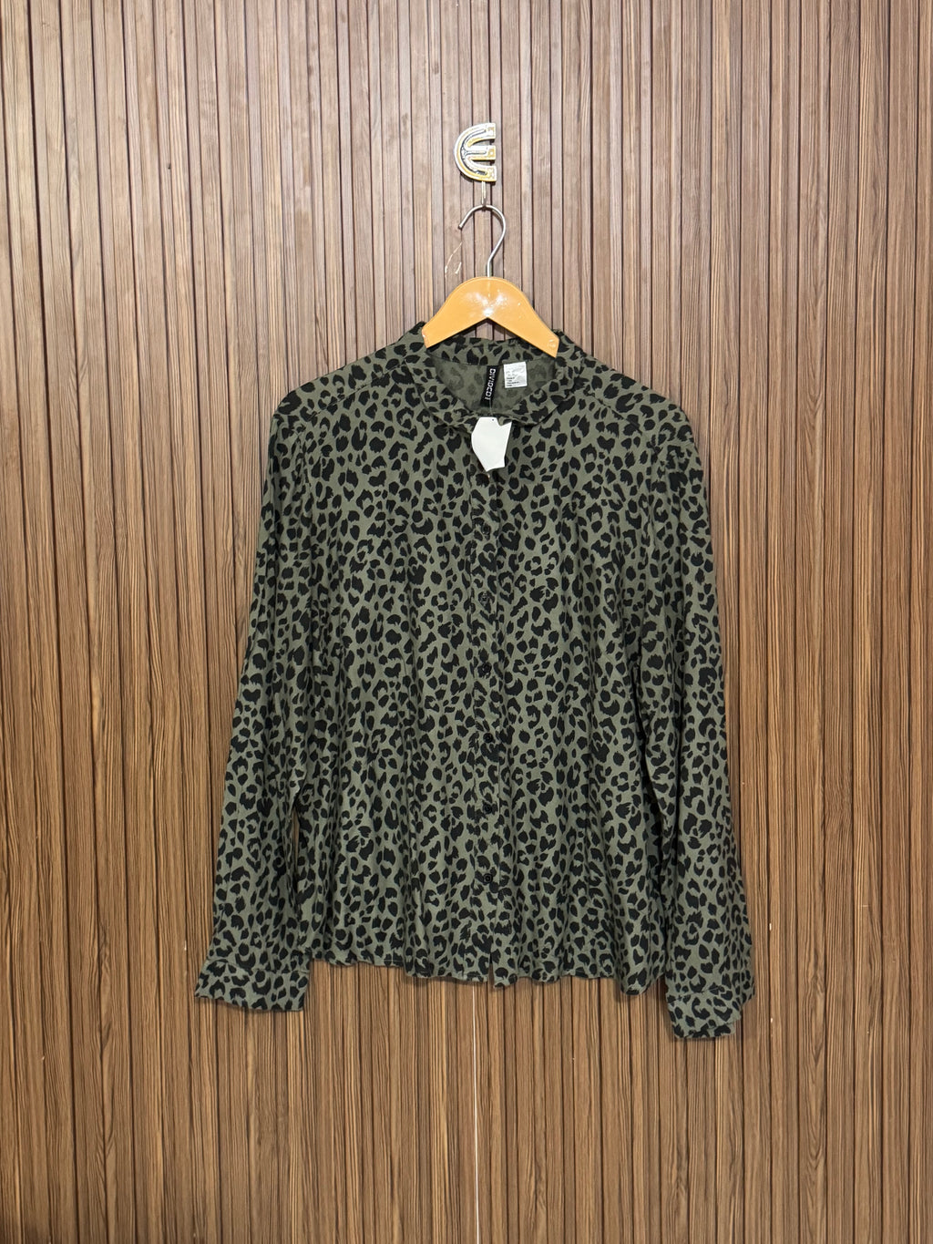 Chest 22 Length 24 Fabric Silk Pretty Top