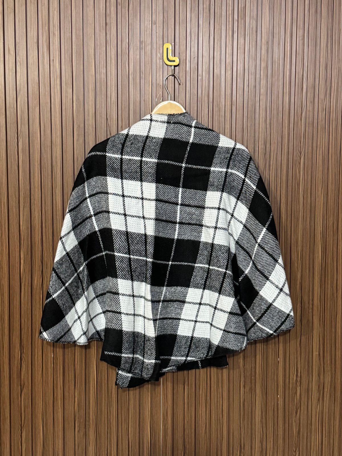 Simple Winter Cape Shawl