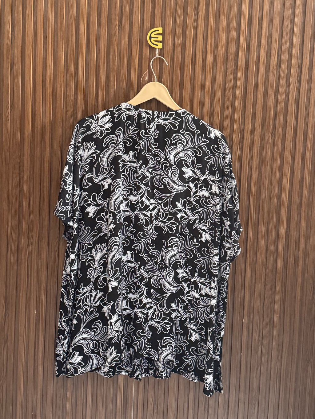 Chest 28 Length 29 Fabric Silk Shifon Classic Sleeves