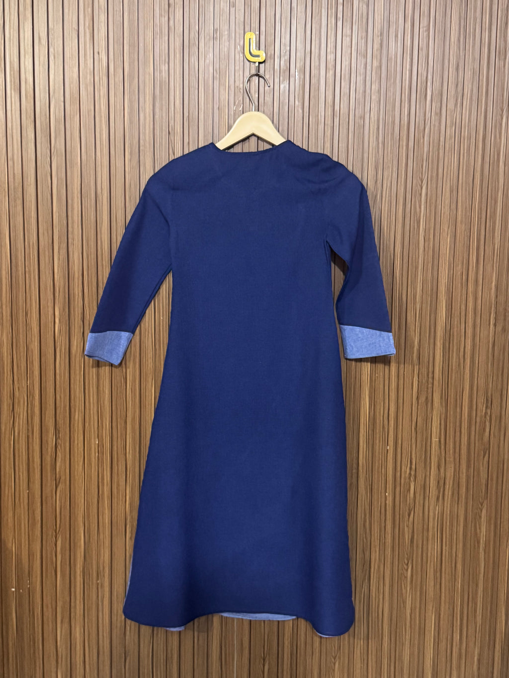 Chest 12 Length 38 Fabric Silk Dream Shine