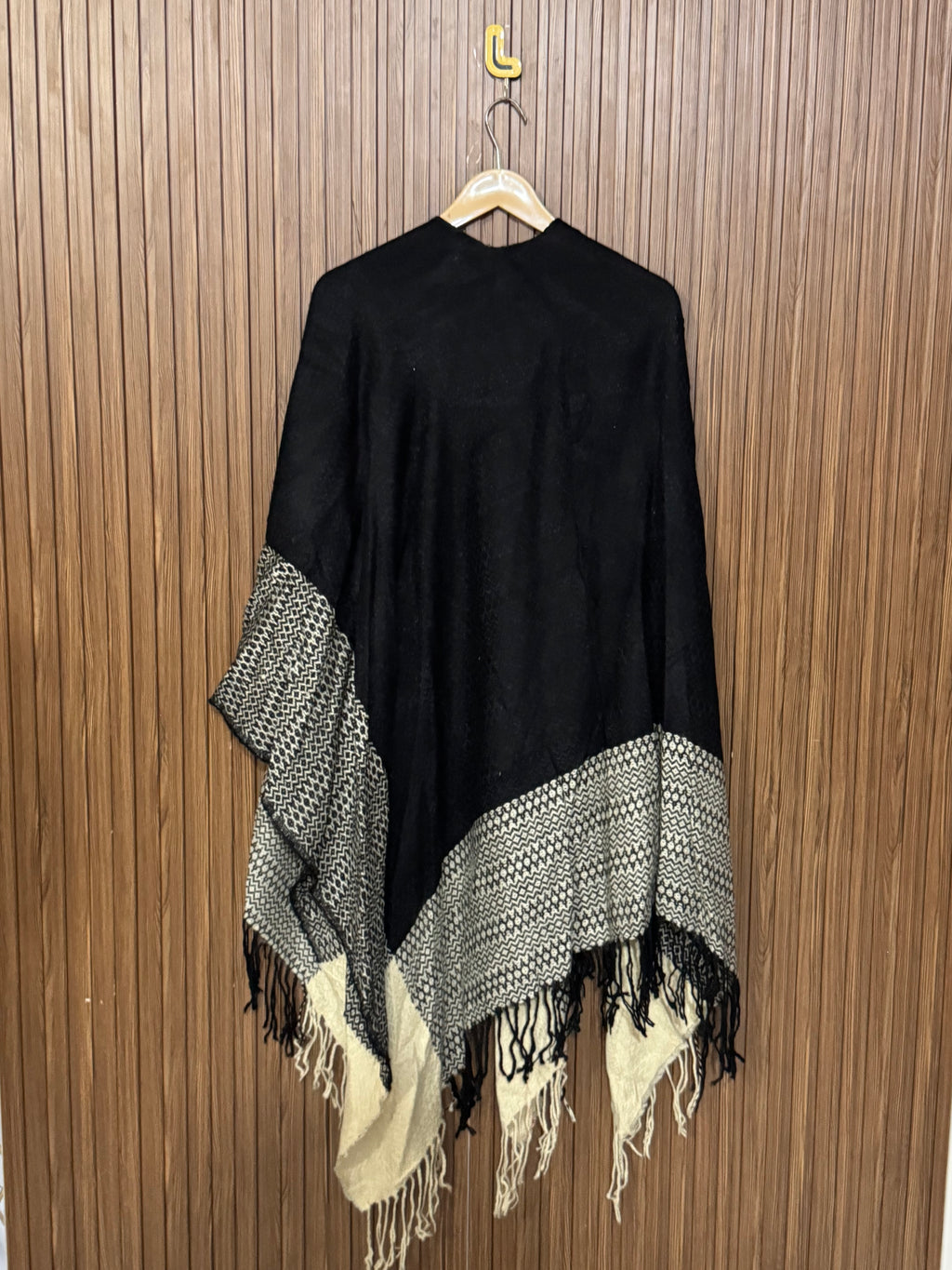 Side Cape Shawl