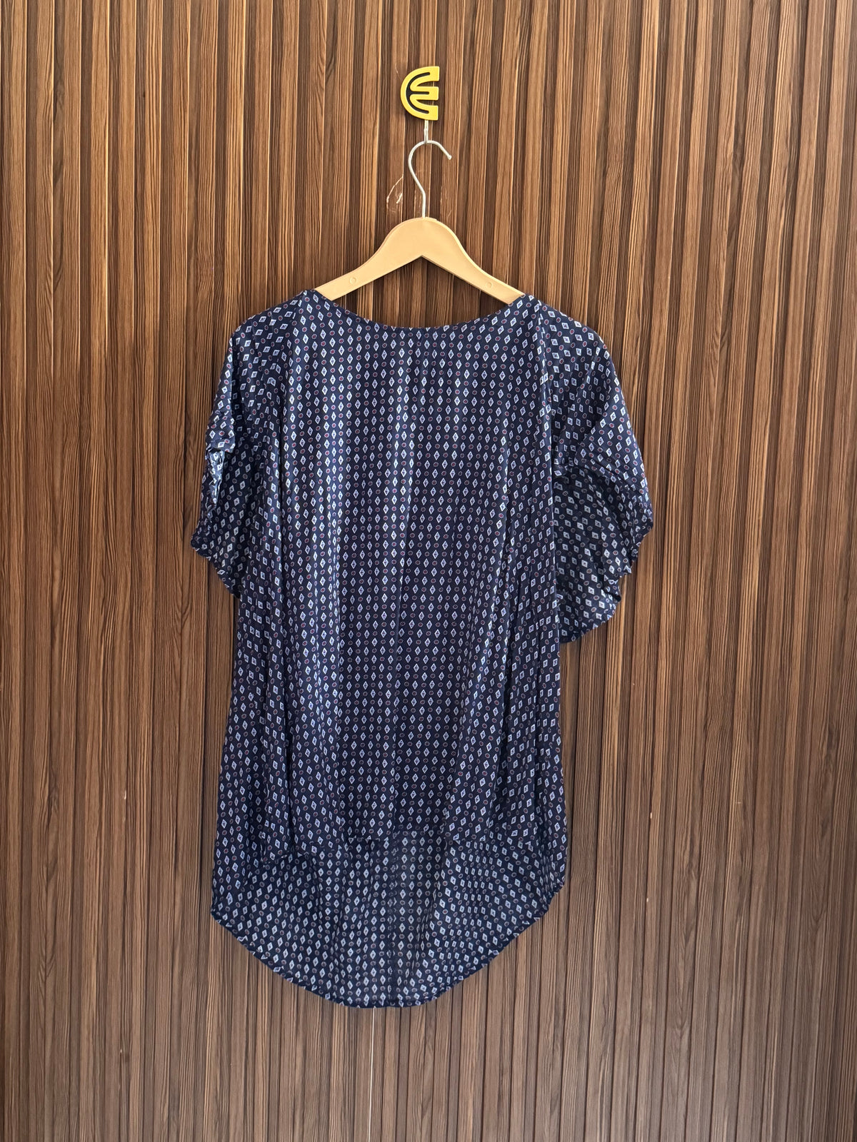Chest 20 Length 31 Fabric Silk Light Sleeves