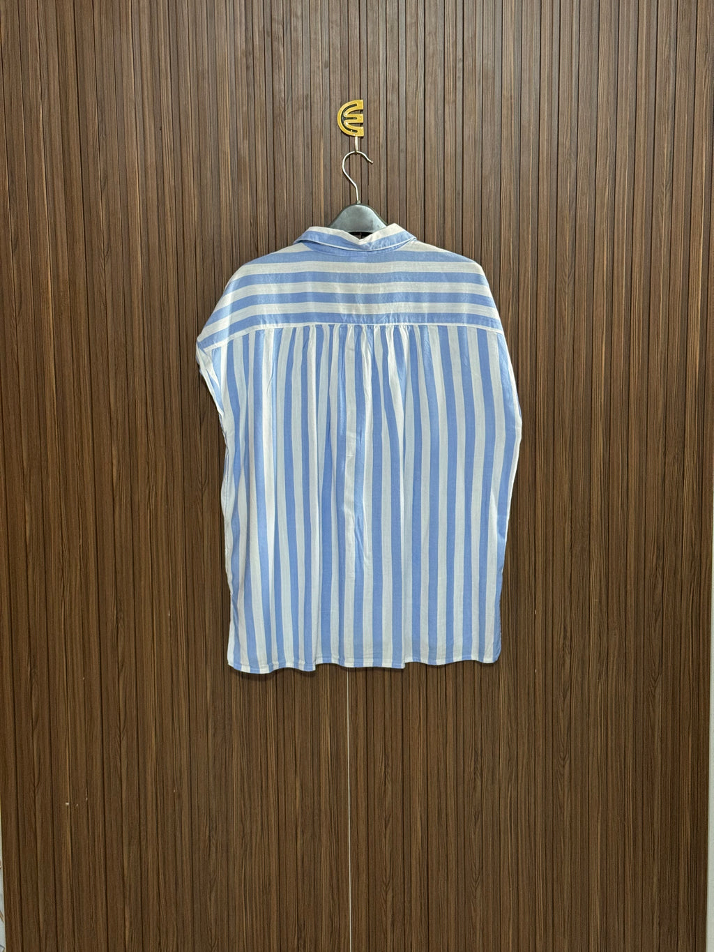 Chest 24 length 27 Fabric Nylon Blue Striped
