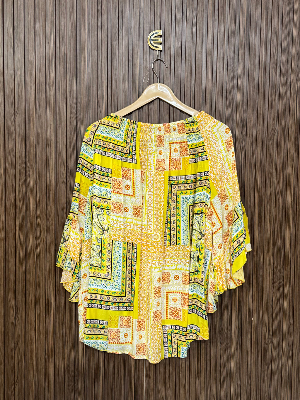 Chest 23 Length 26 Fabric Silk Summer Look