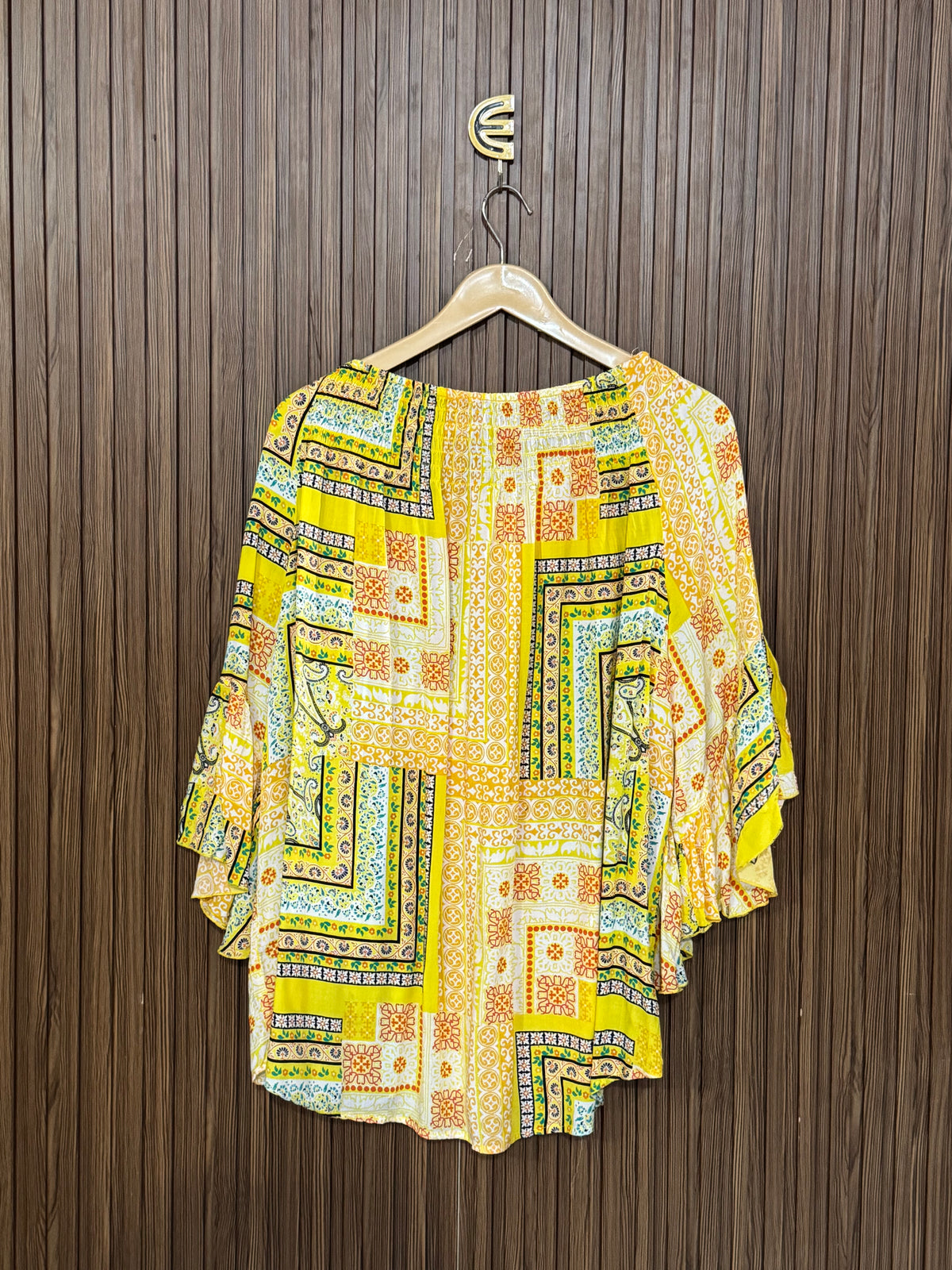 Chest 23 Length 26 Fabric Silk Summer Look