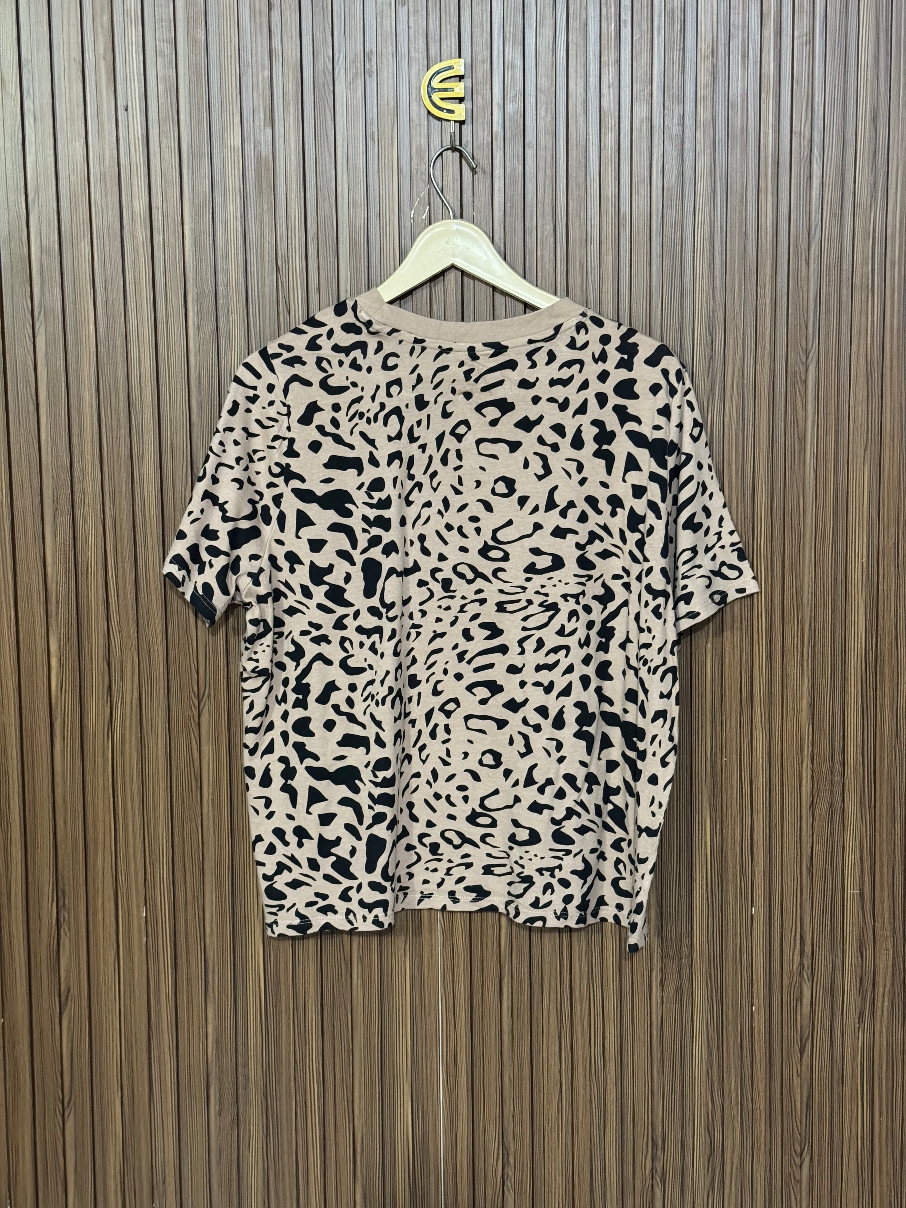 Chest 22 Length 23 Trendy Chic crop top