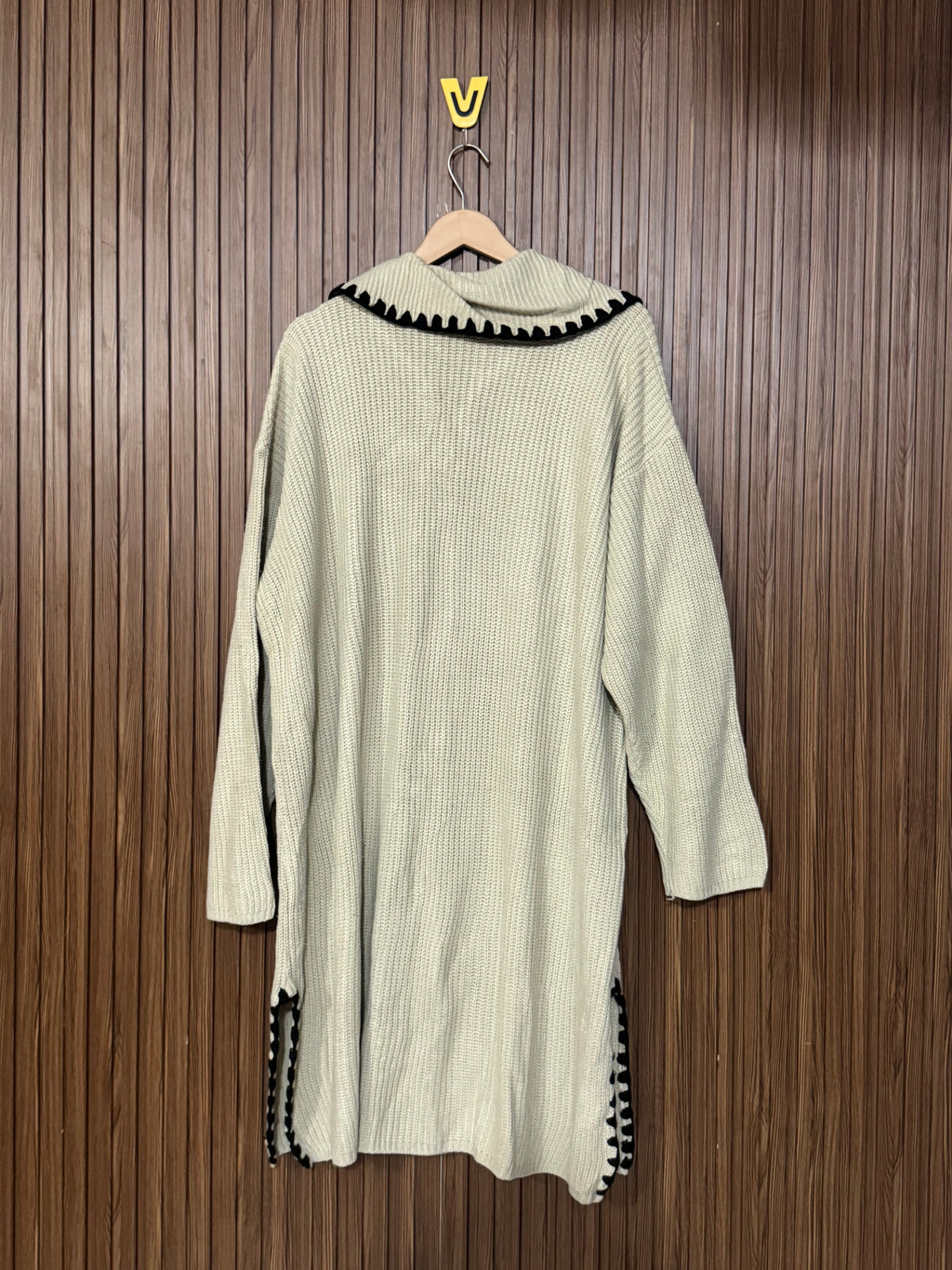Chest 26 Length 37 Wrap Front Open