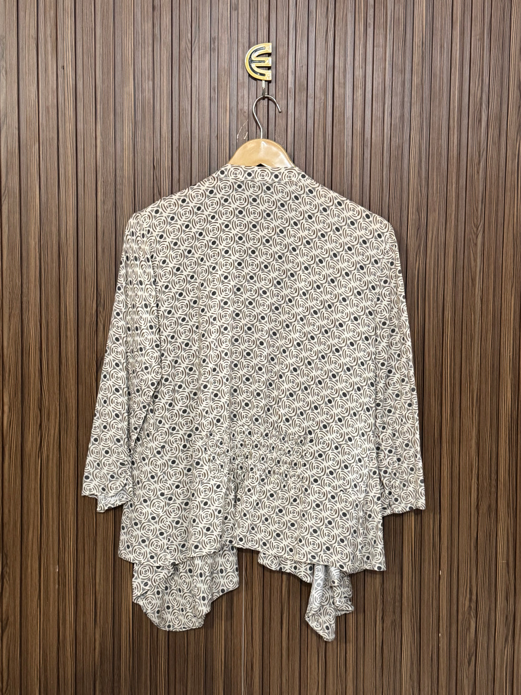 Chest Medium Length 24 Fabric Silk Light Look