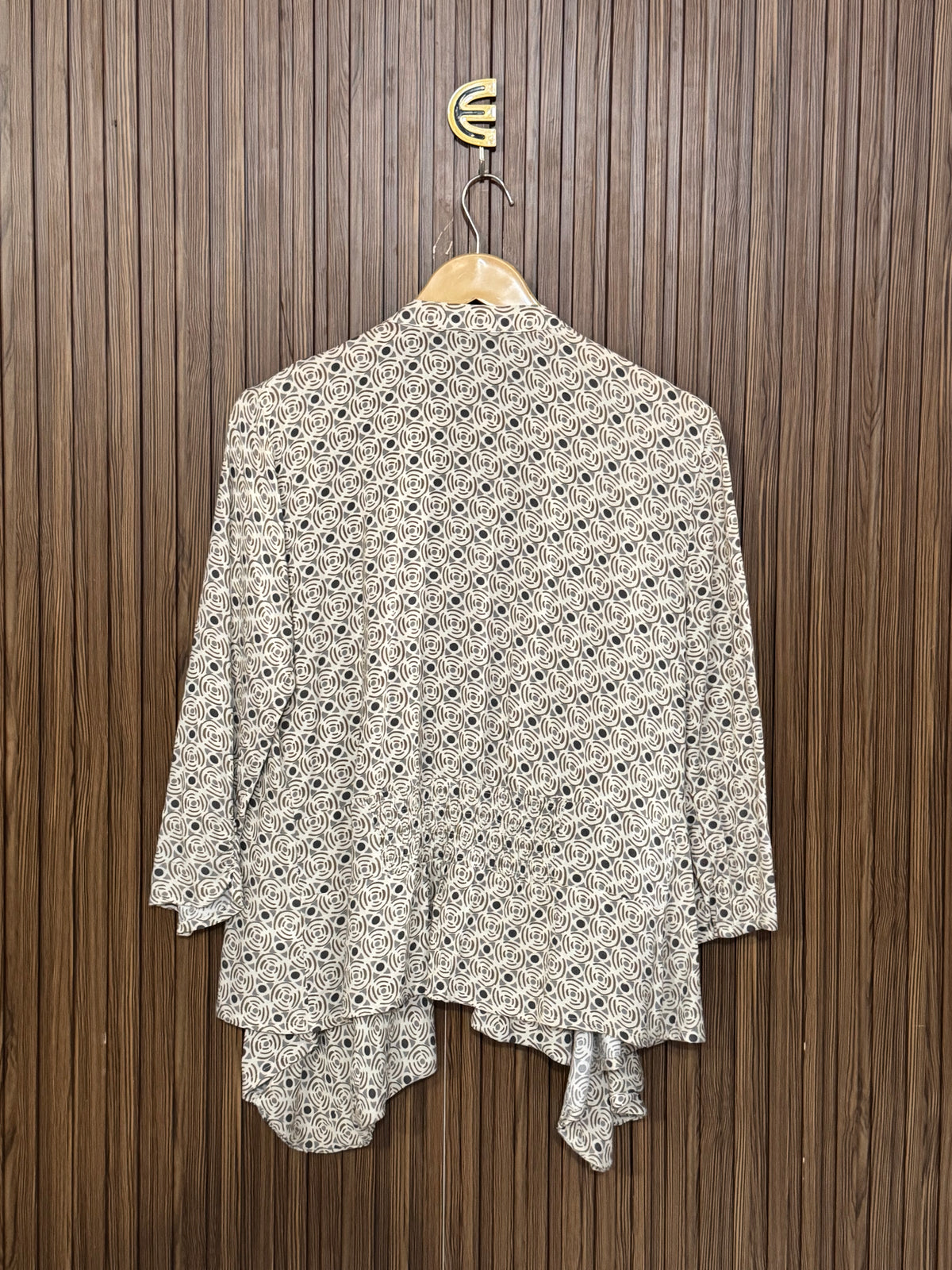 Chest Medium Length 24 Fabric Silk Light Look