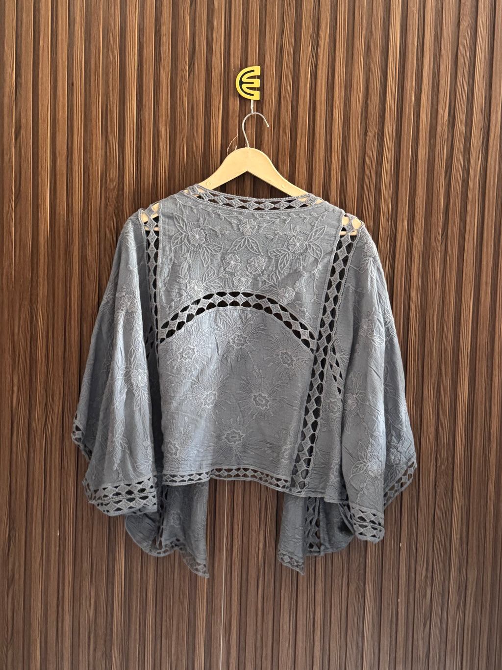 Chest Medium Length 24 Fabric Silk Cool Sleeves