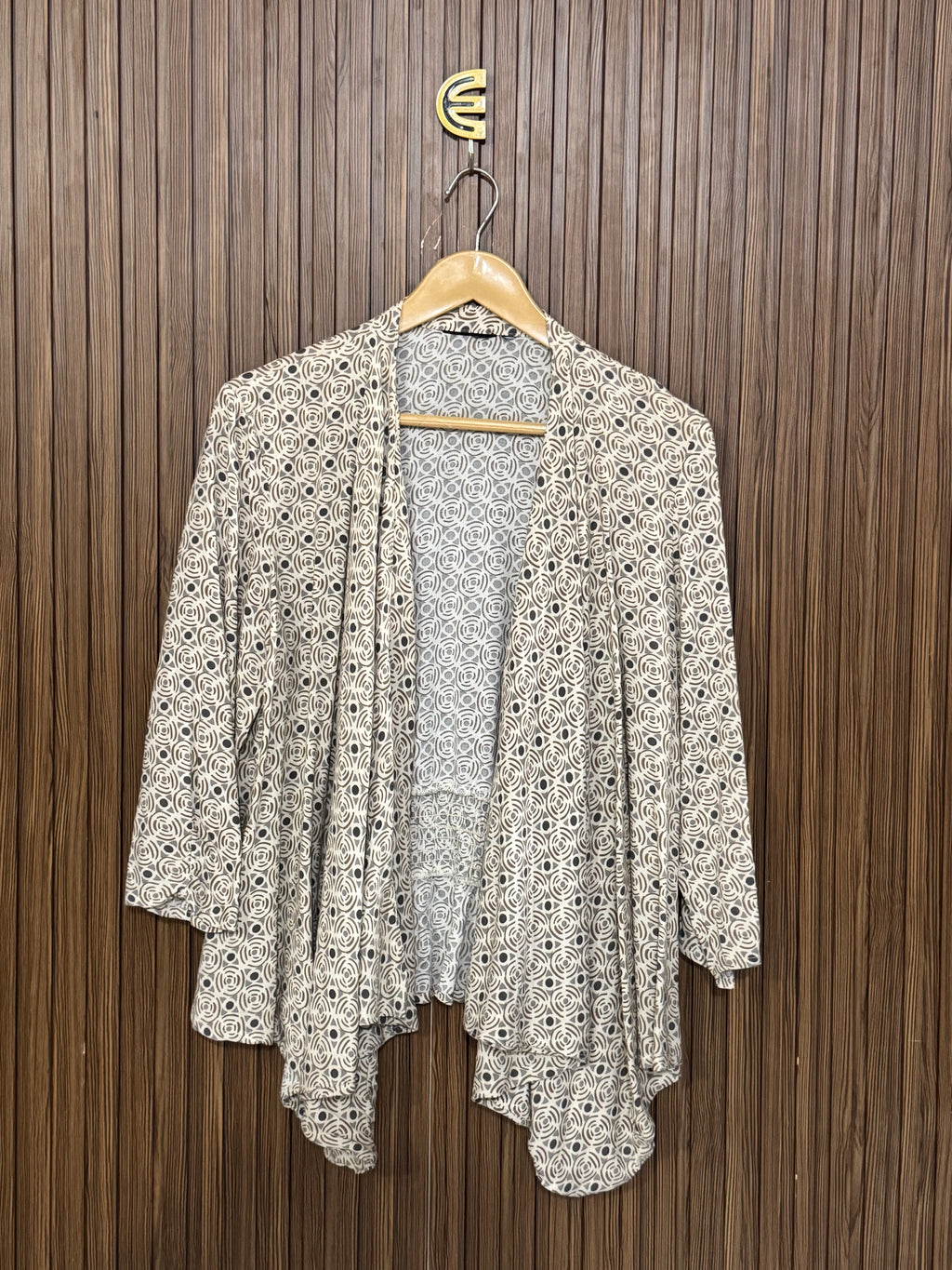 Chest Medium Length 24 Fabric Silk Light Look