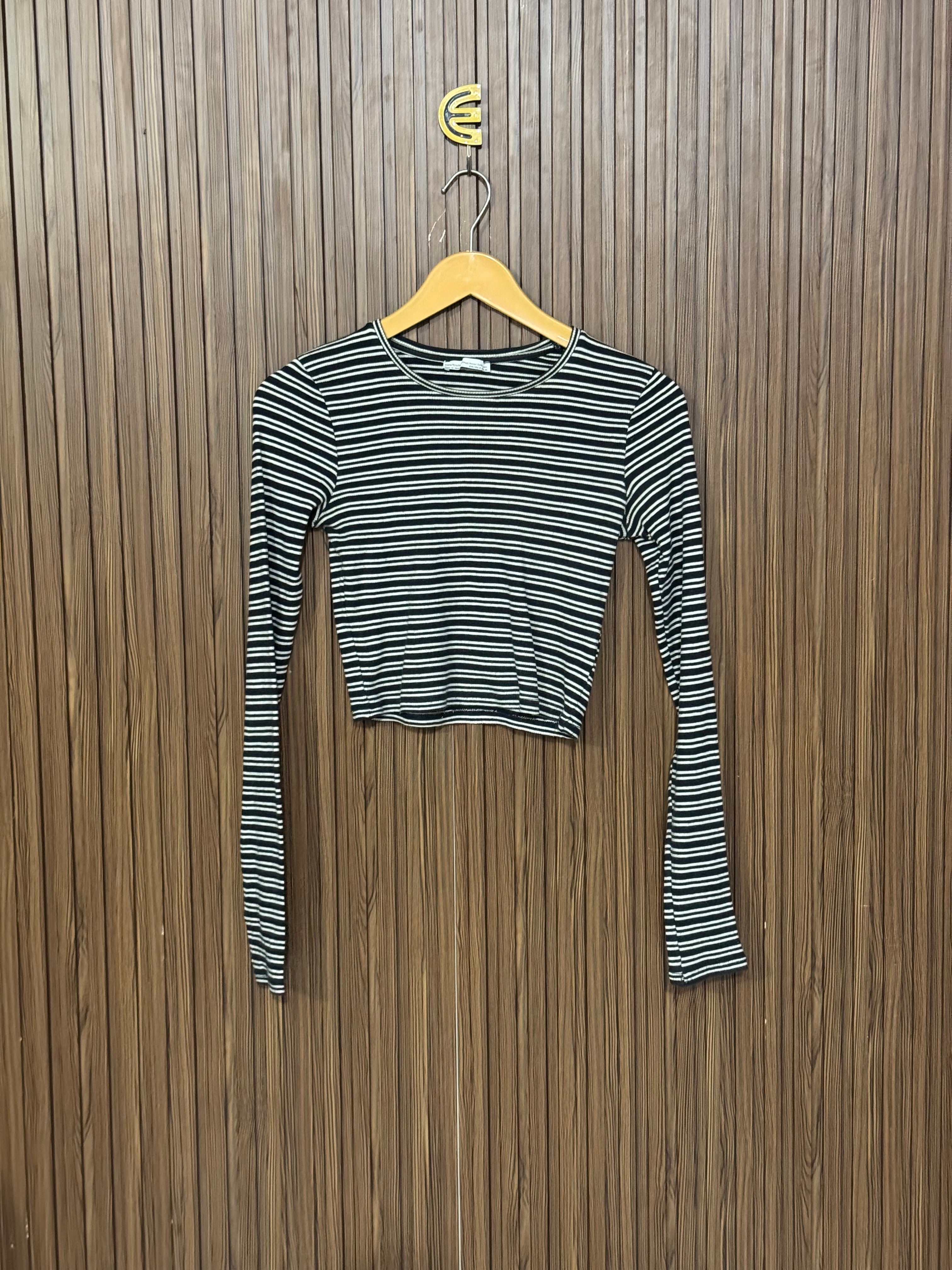 Chest 14 Length 15 Layla Style crop top