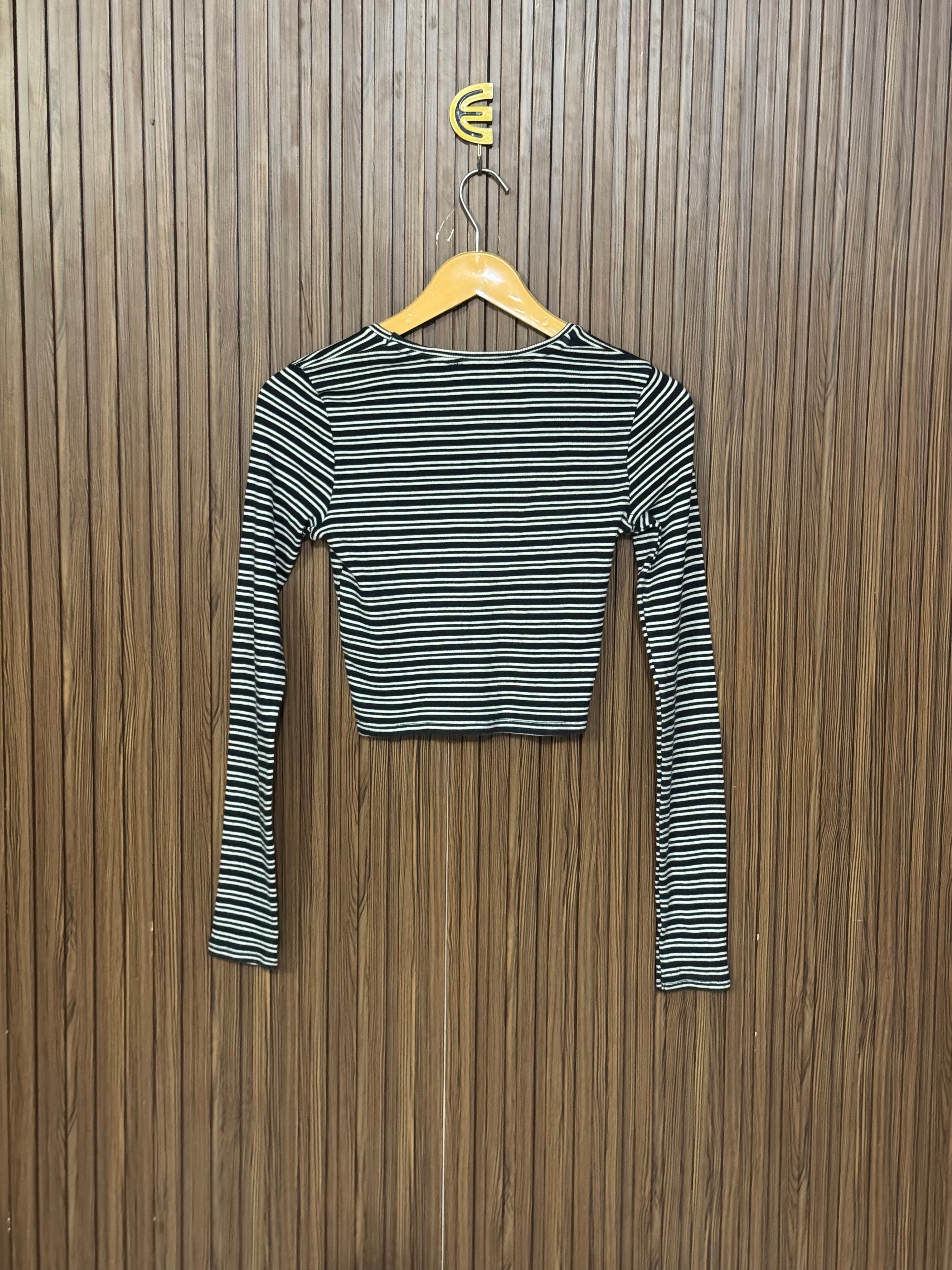 Chest 14 Length 15 Layla Style crop top