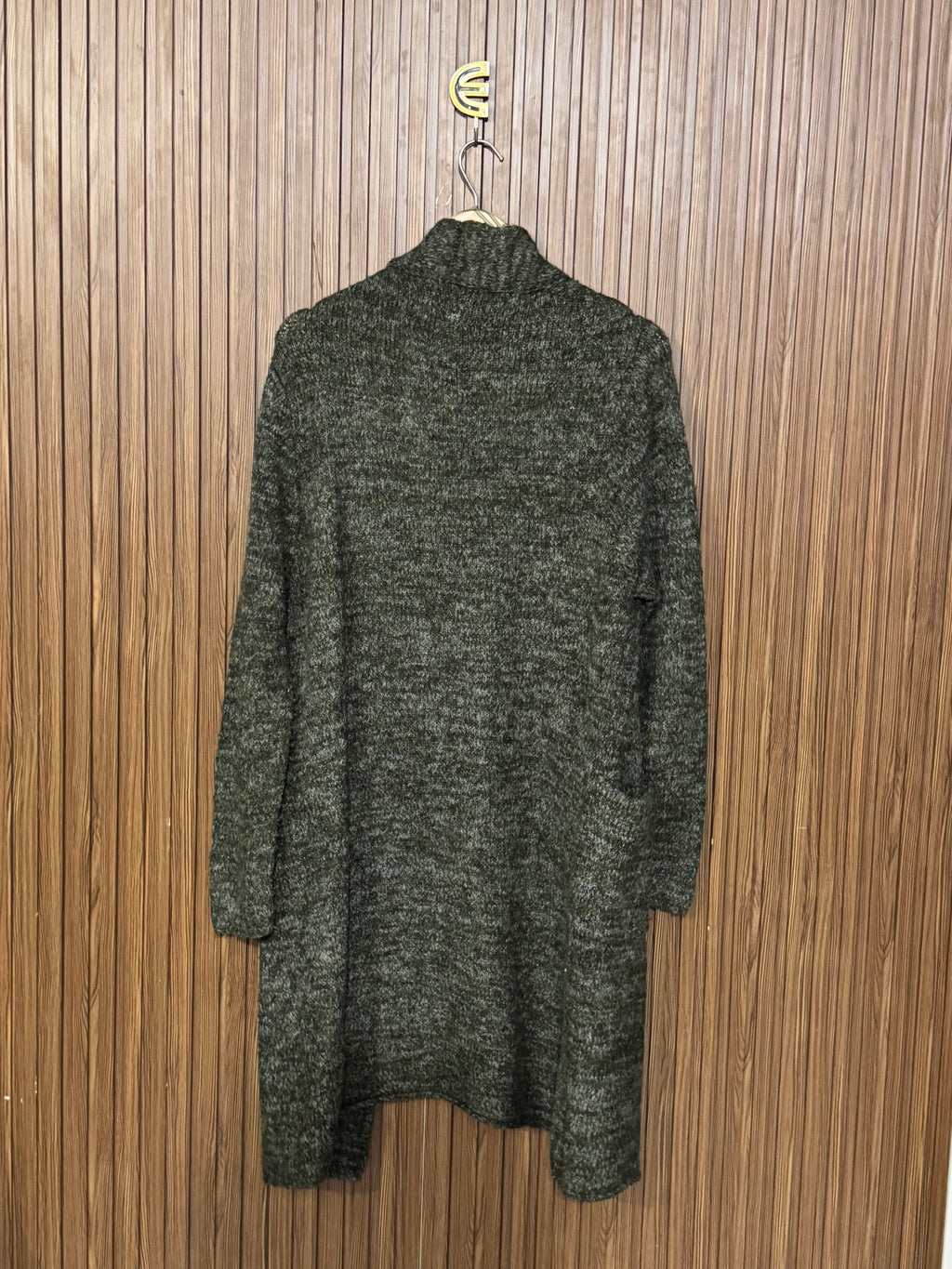 Chest Medium Length 37 Warm Sweater