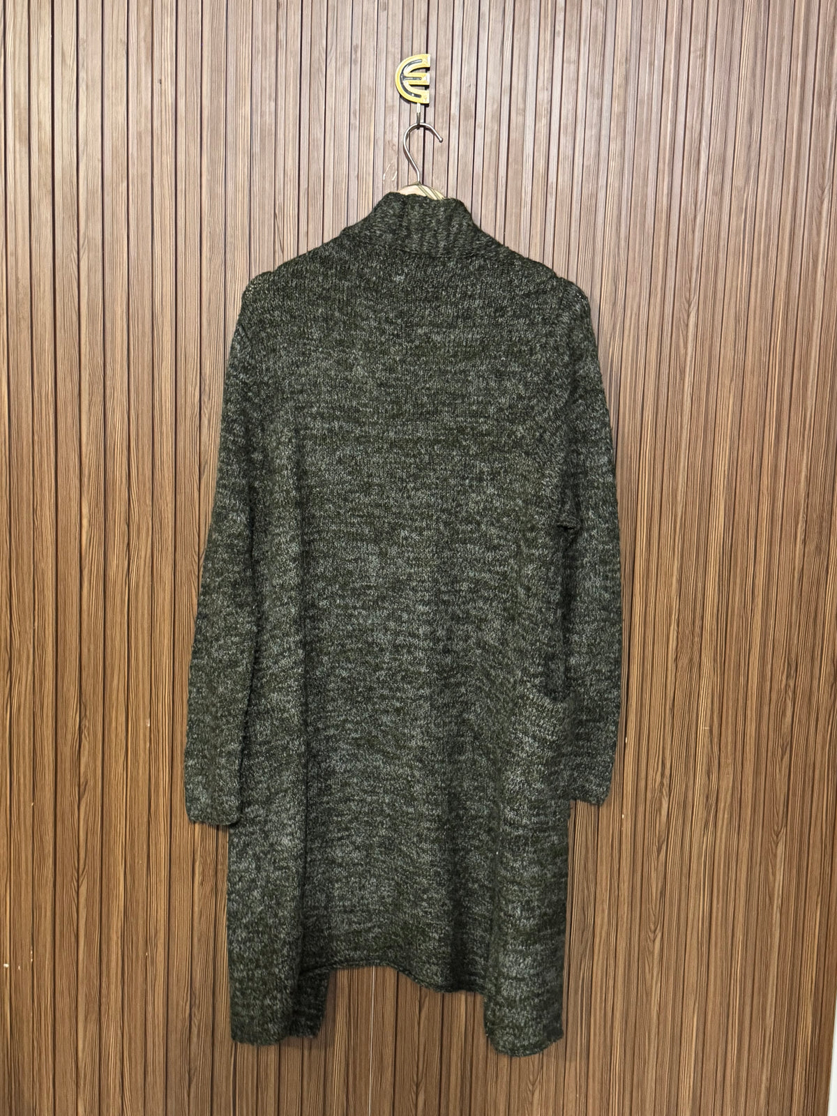 Chest Medium Length 37 Warm Sweater