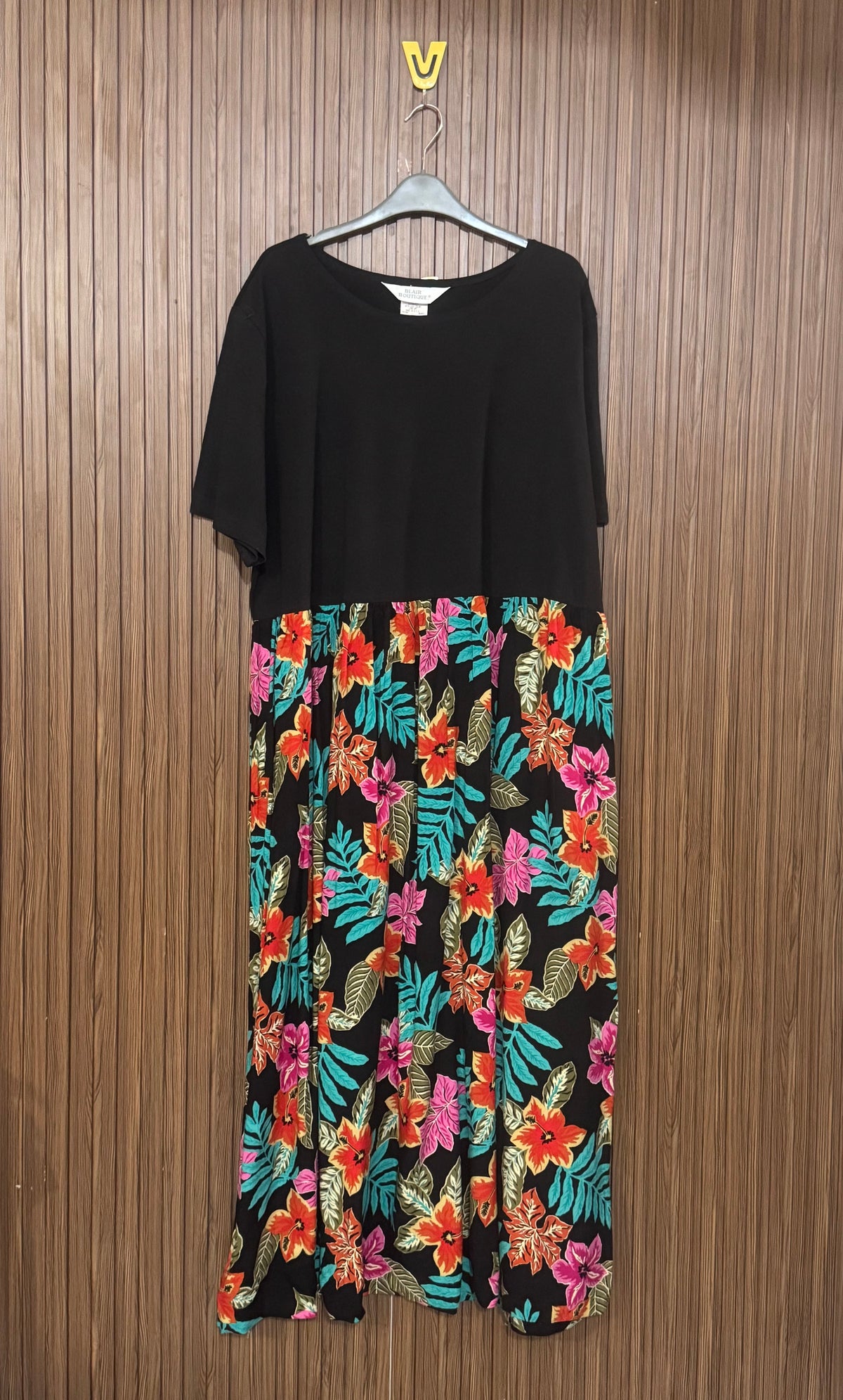 Chest 16 Length 53 Fabric Silk Modern Bloom