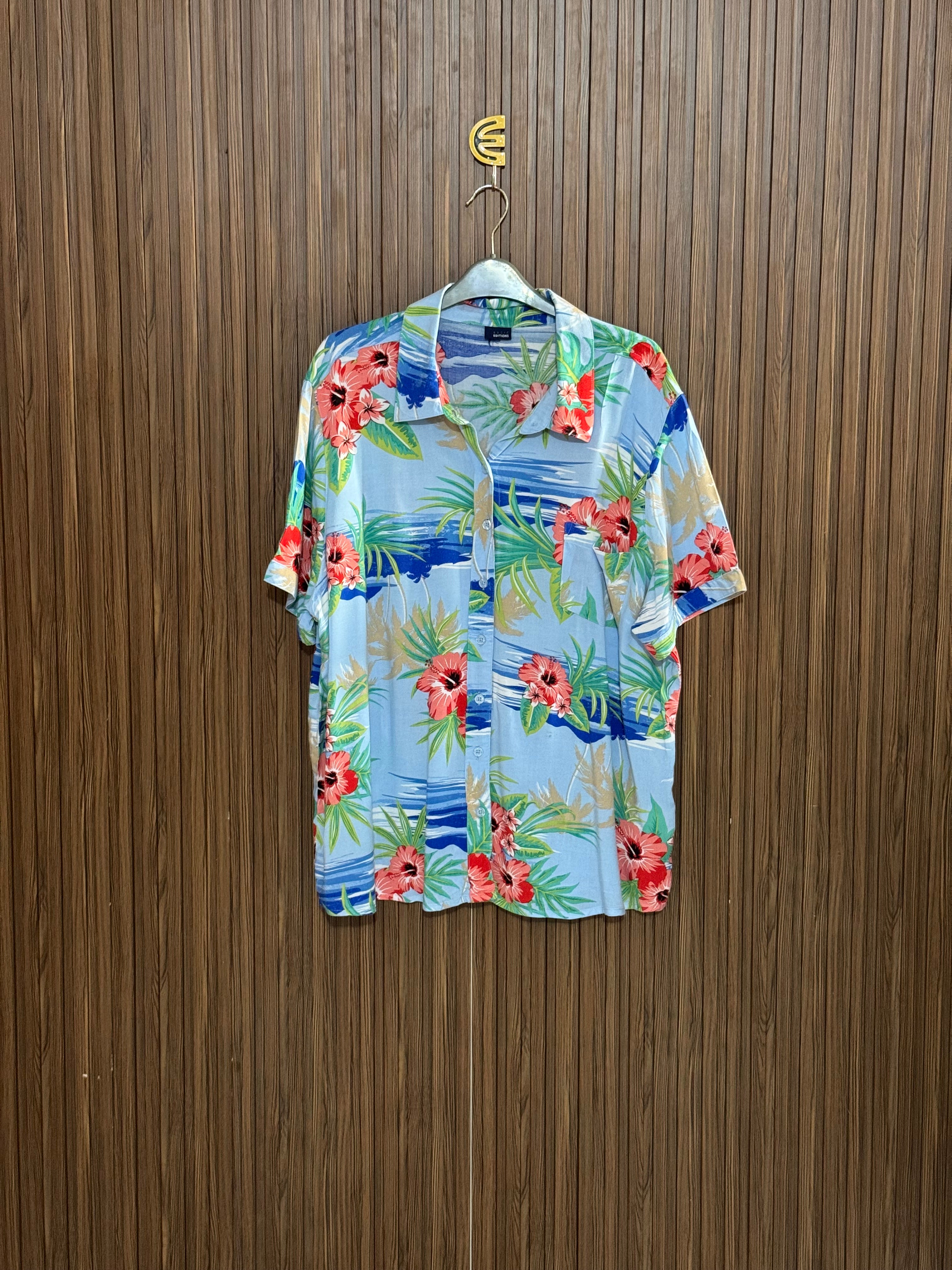 Chest 24 length 28 Fabric Nylon Tropical Print