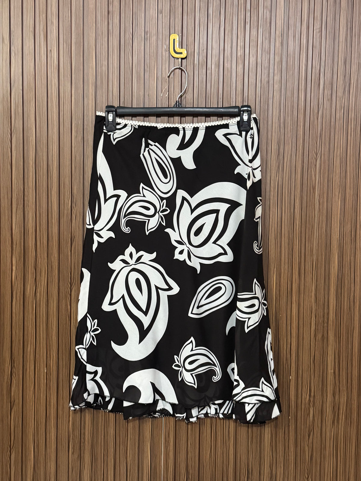 Waist 30 to 32 Length 36 Fabric Shifon Mini Skirt