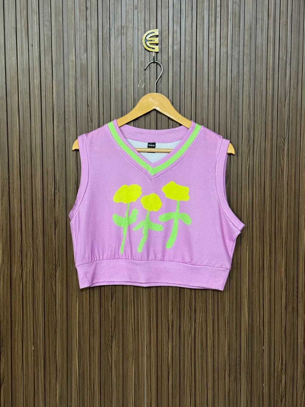 Chest 19 Length 16 Rosie Style crop top