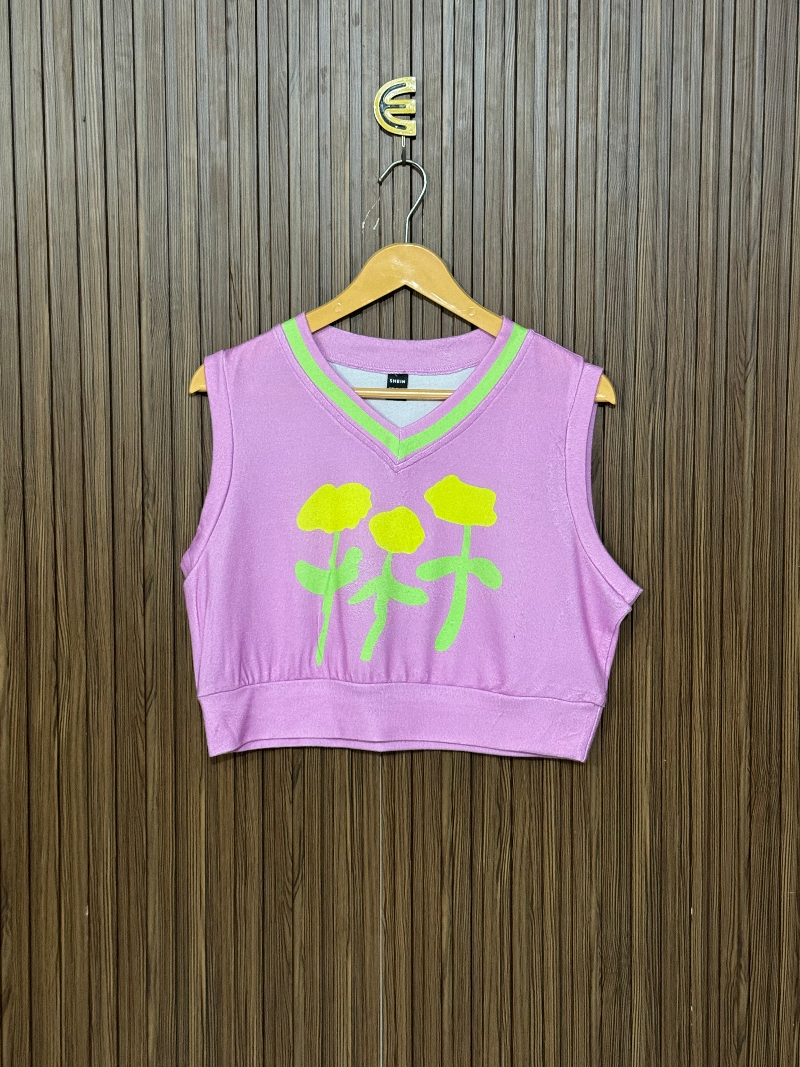 Chest 19 Length 16 Rosie Style crop top