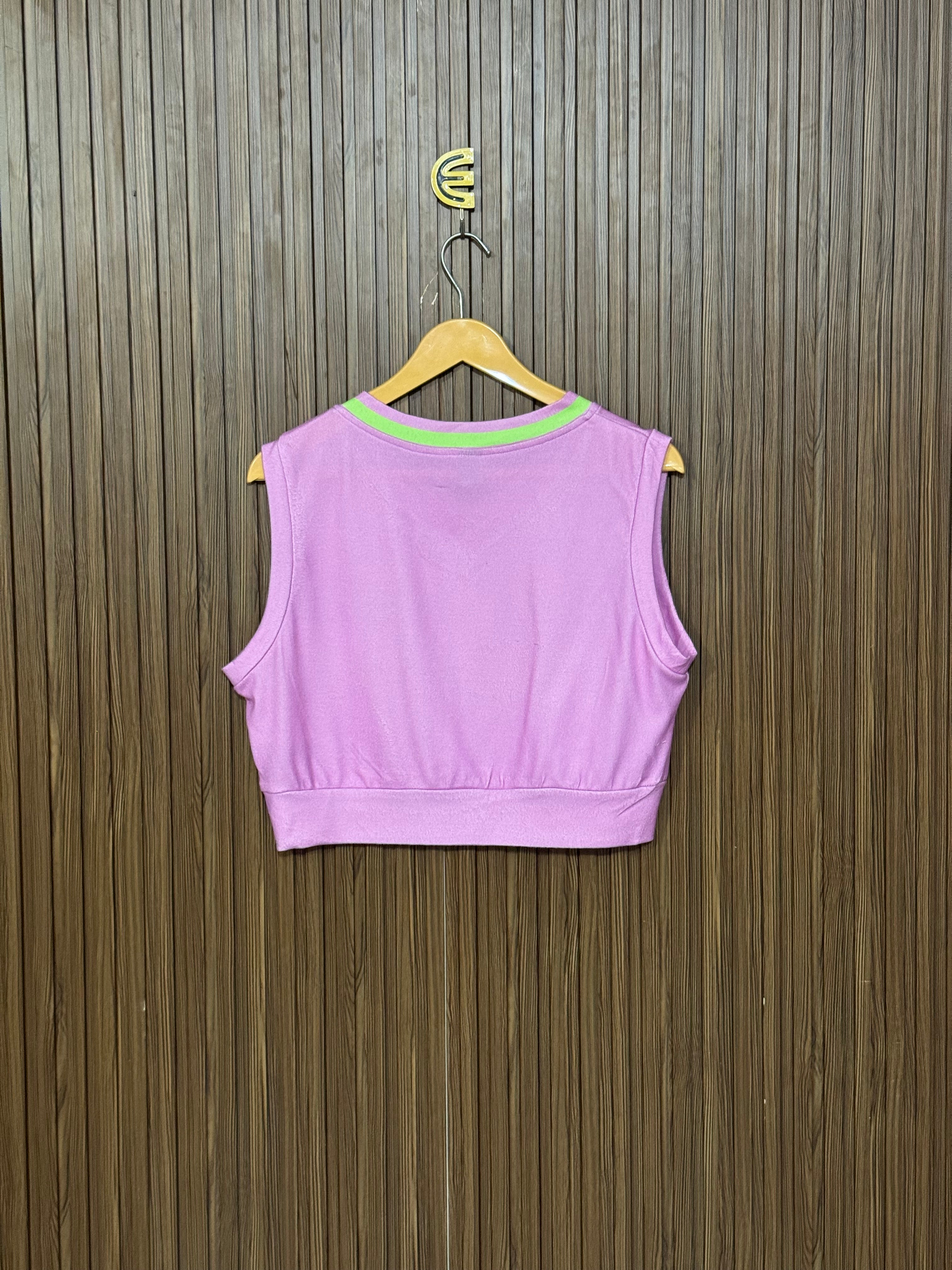 Chest 19 Length 16 Rosie Style crop top