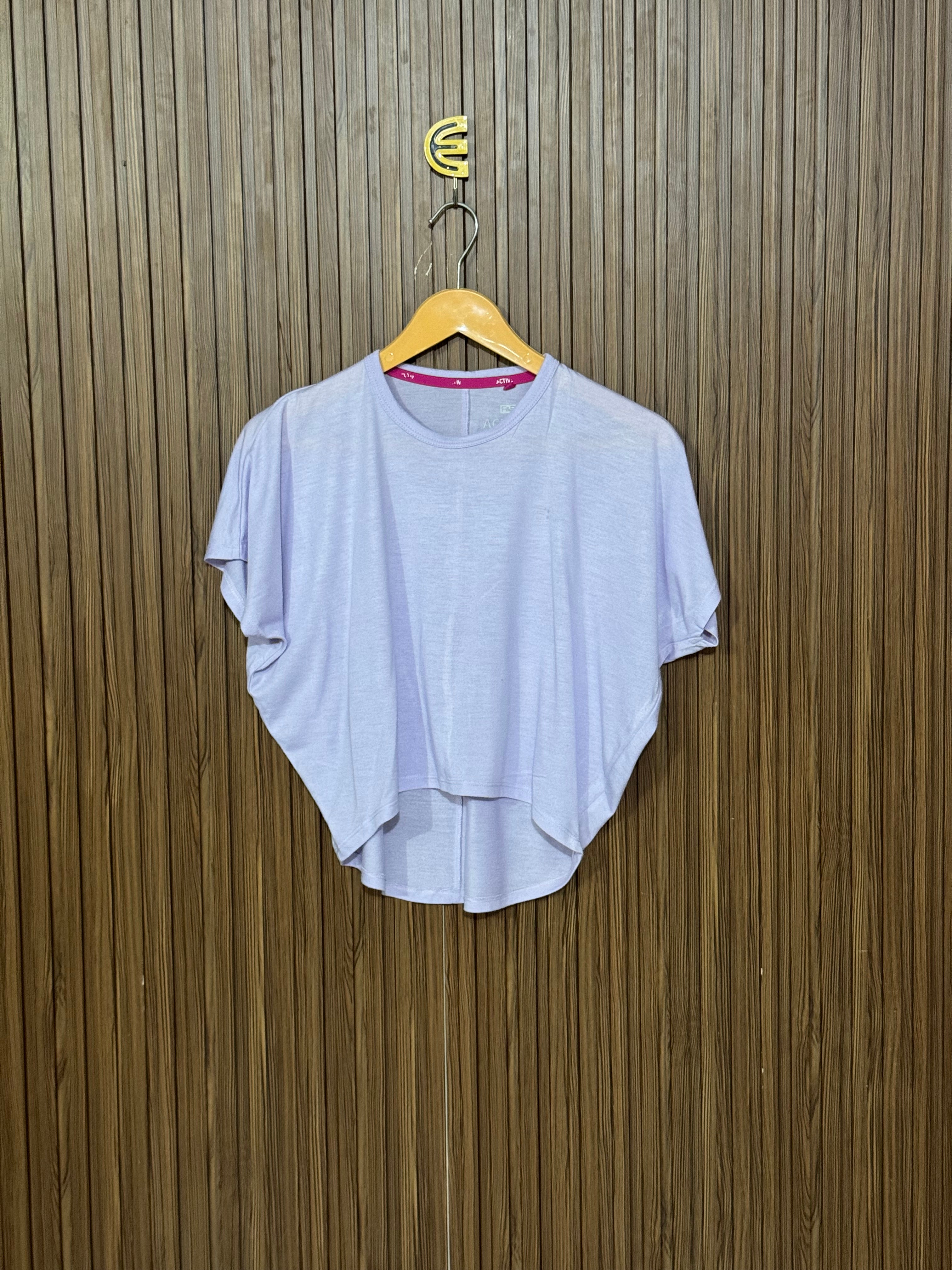 Chest 23 Length 19Tokyo Rib crop top