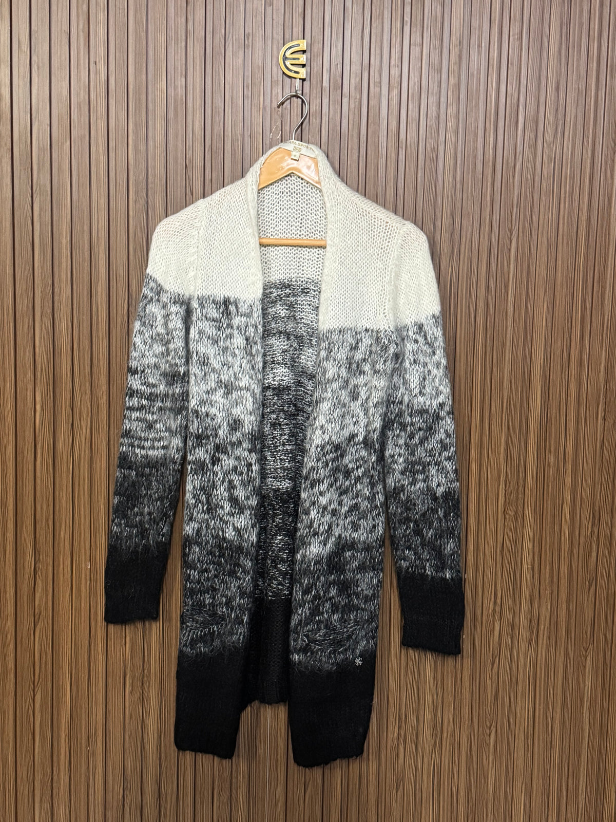 Chest Large Length 33 Fine Sweater