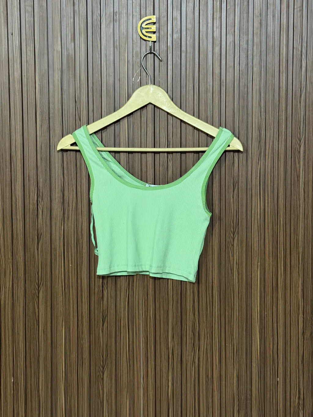 Chest 12 Length 14 Simple Fit crop top