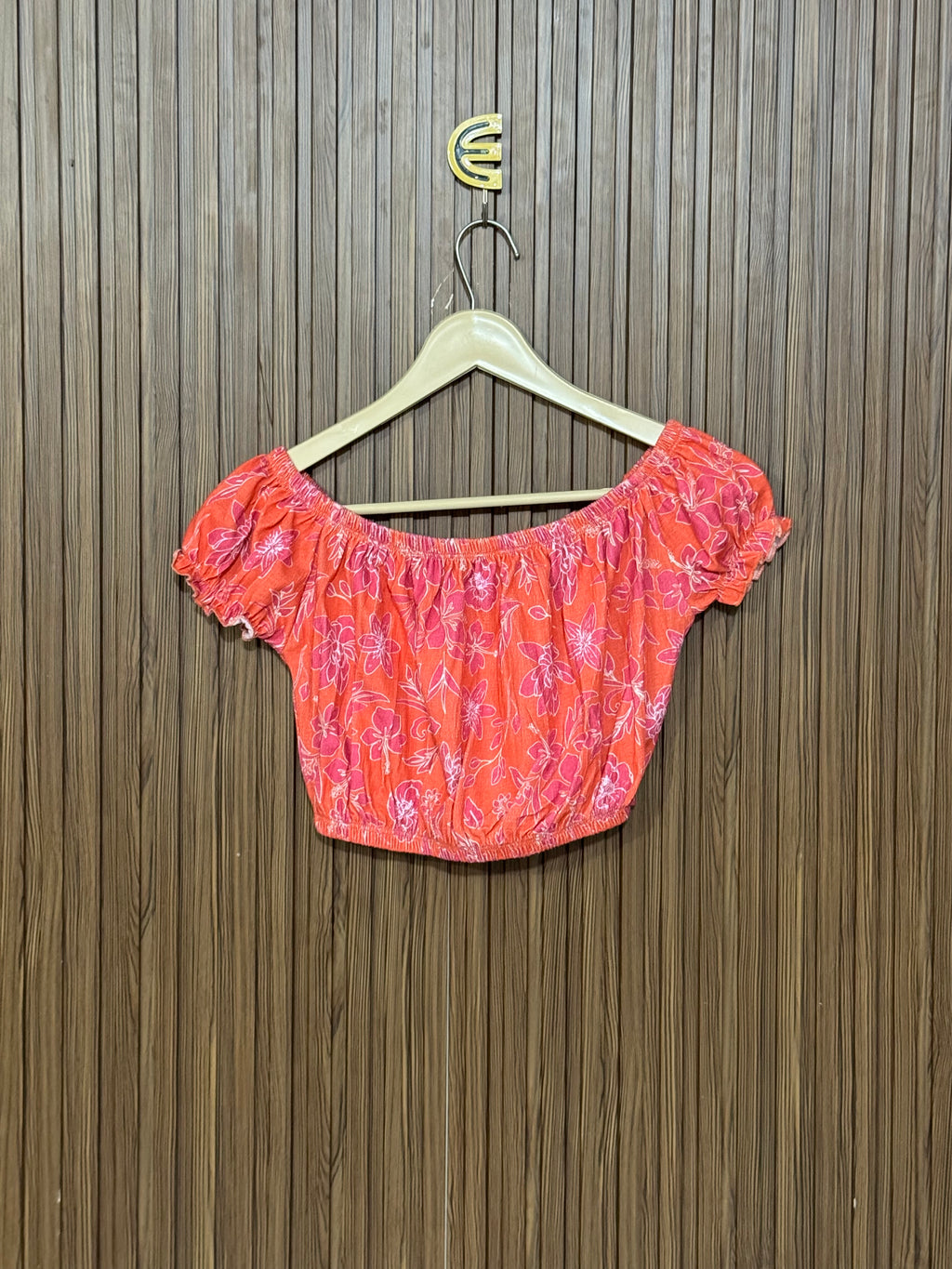 Chest 14 Length 12 Pearl Chic Crop Top