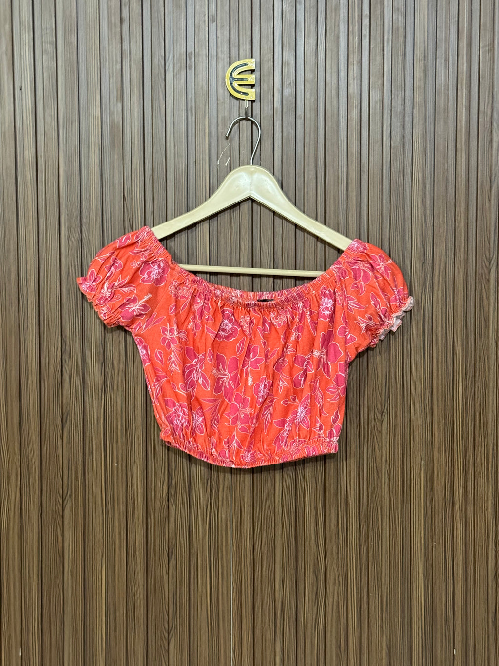 Chest 14 Length 12 Pearl Chic Crop Top