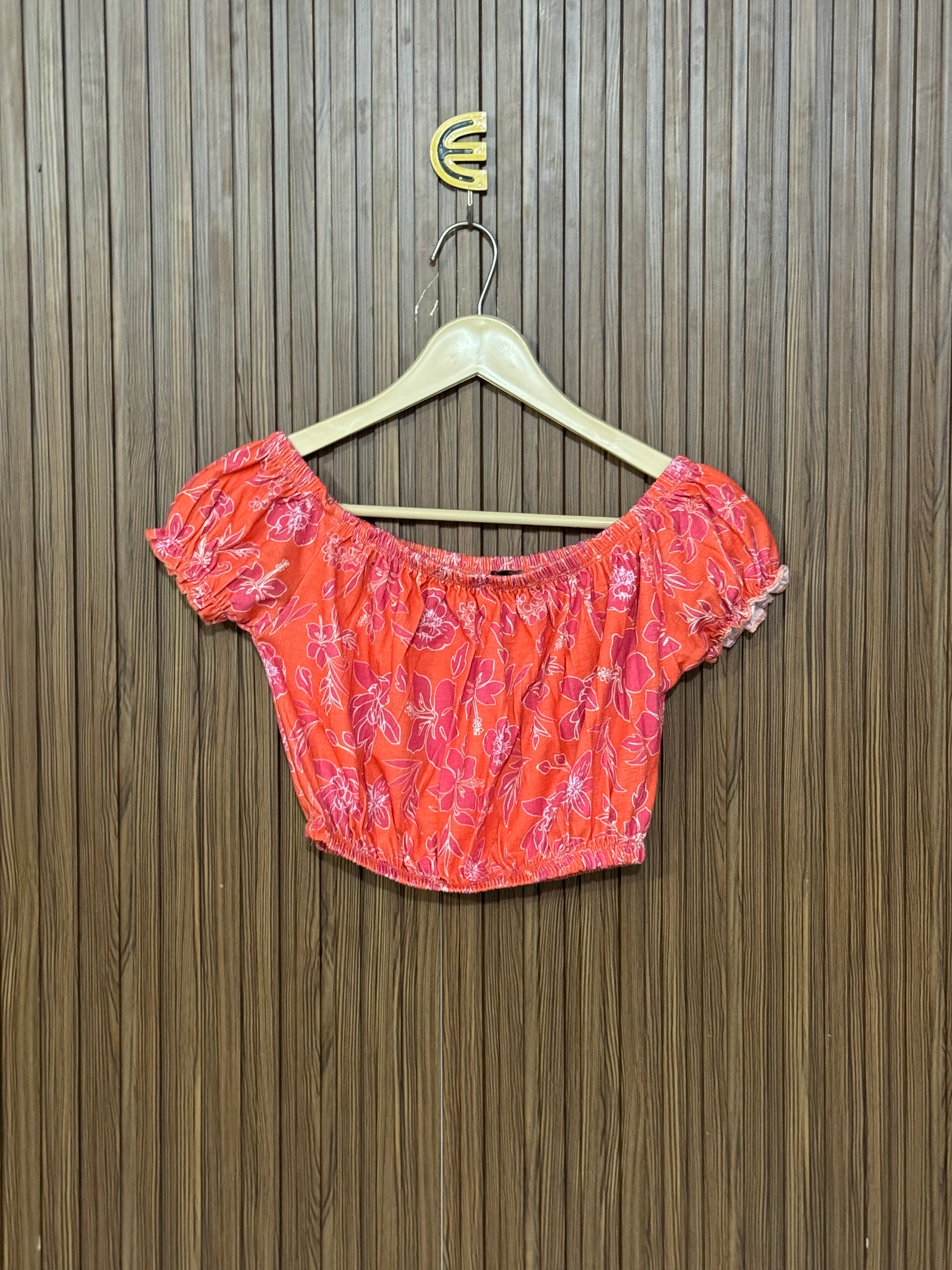 Chest 14 Length 12 Pearl Chic Crop Top