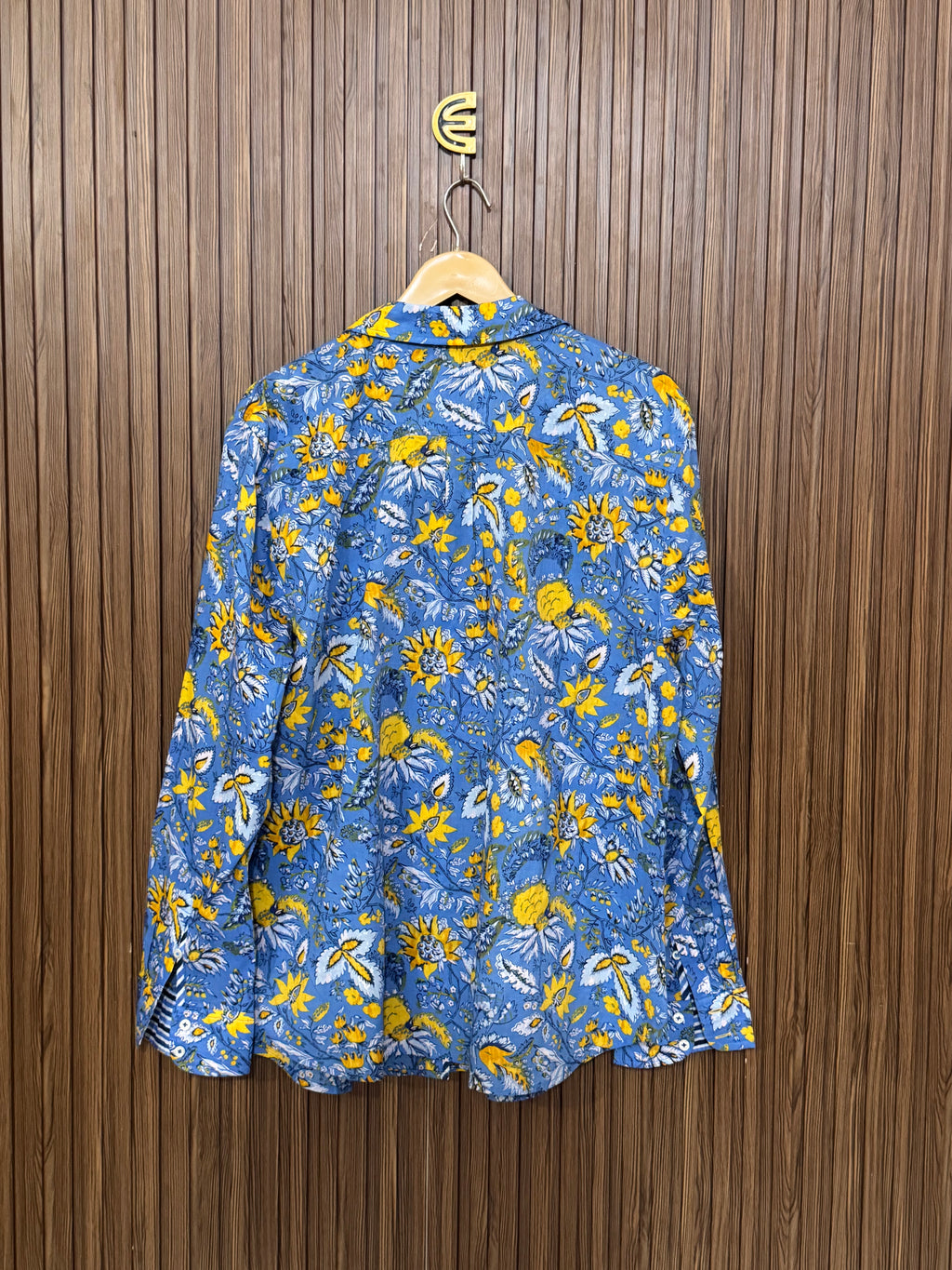 Chest 23 Length 27 Fabric Silk Plain Top