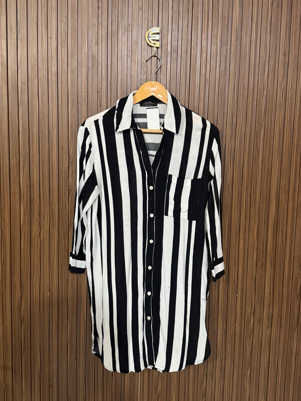 Chest 18 Length 32 Fabric Silk Graphic Top