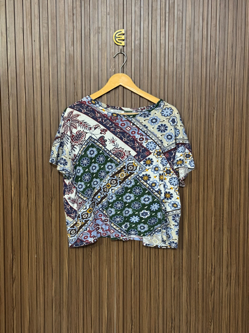 Chest 23 Length 20 Trendy Fit Crop Top