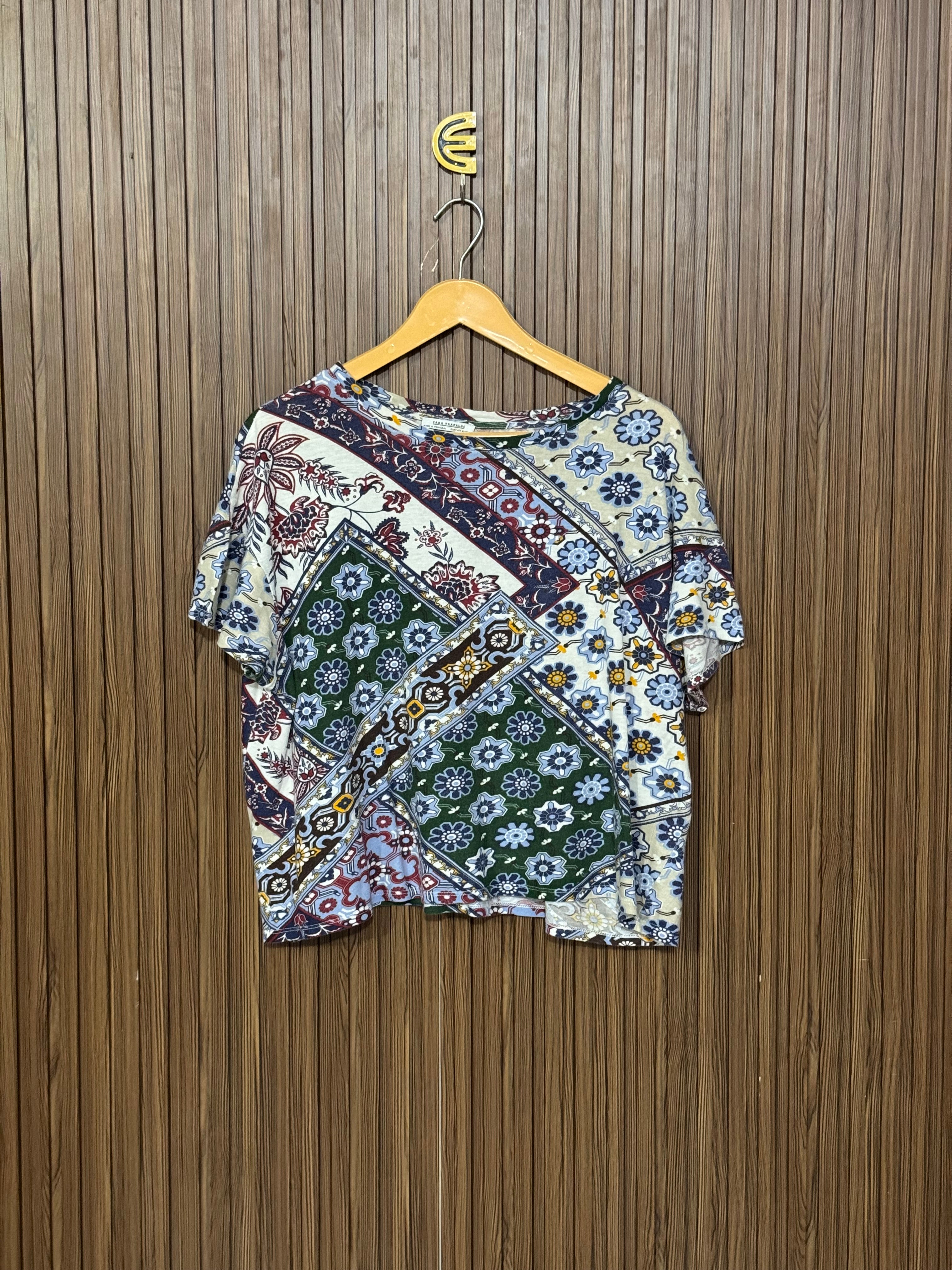 Chest 23 Length 20 Trendy Fit Crop Top