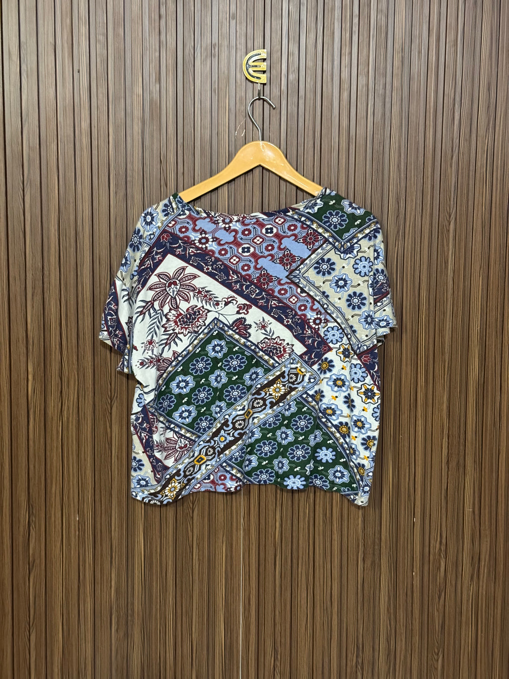 Chest 23 Length 20 Trendy Fit Crop Top