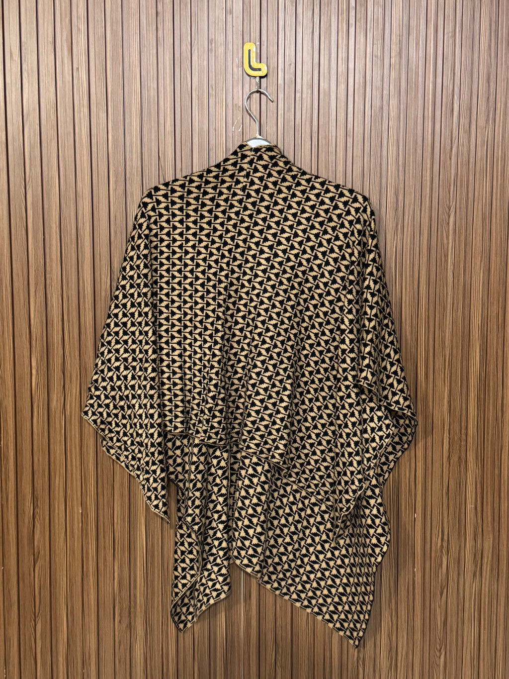 Western Elegant Cape Shawl