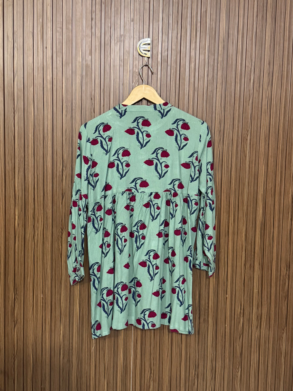 Chest 20 Length 20 Fabric Silk Button Top