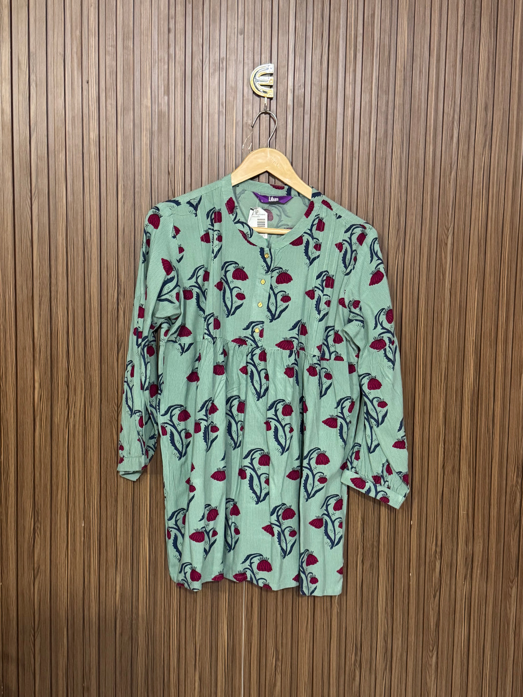 Chest 20 Length 20 Fabric Silk Button Top