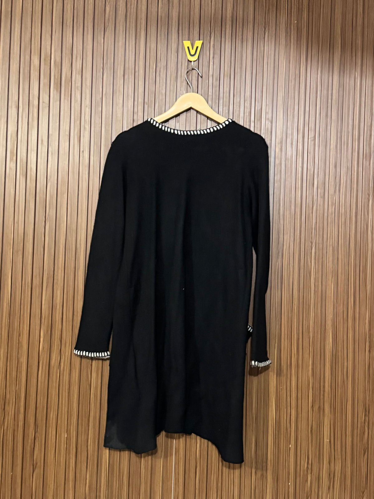 Chest Medium Length 33 Plain Top Front Open
