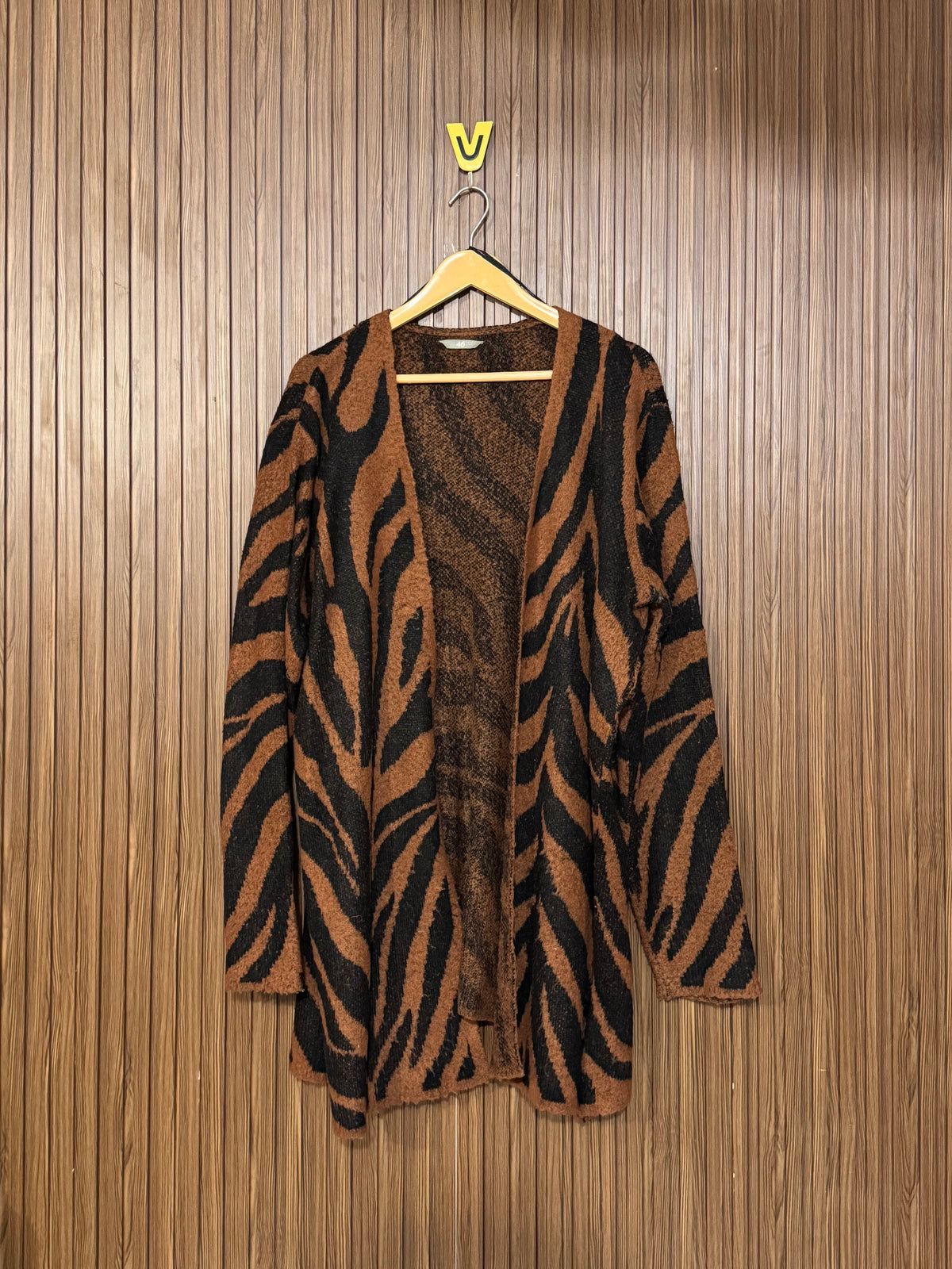 Chest Medium Length 35 Casual Fit