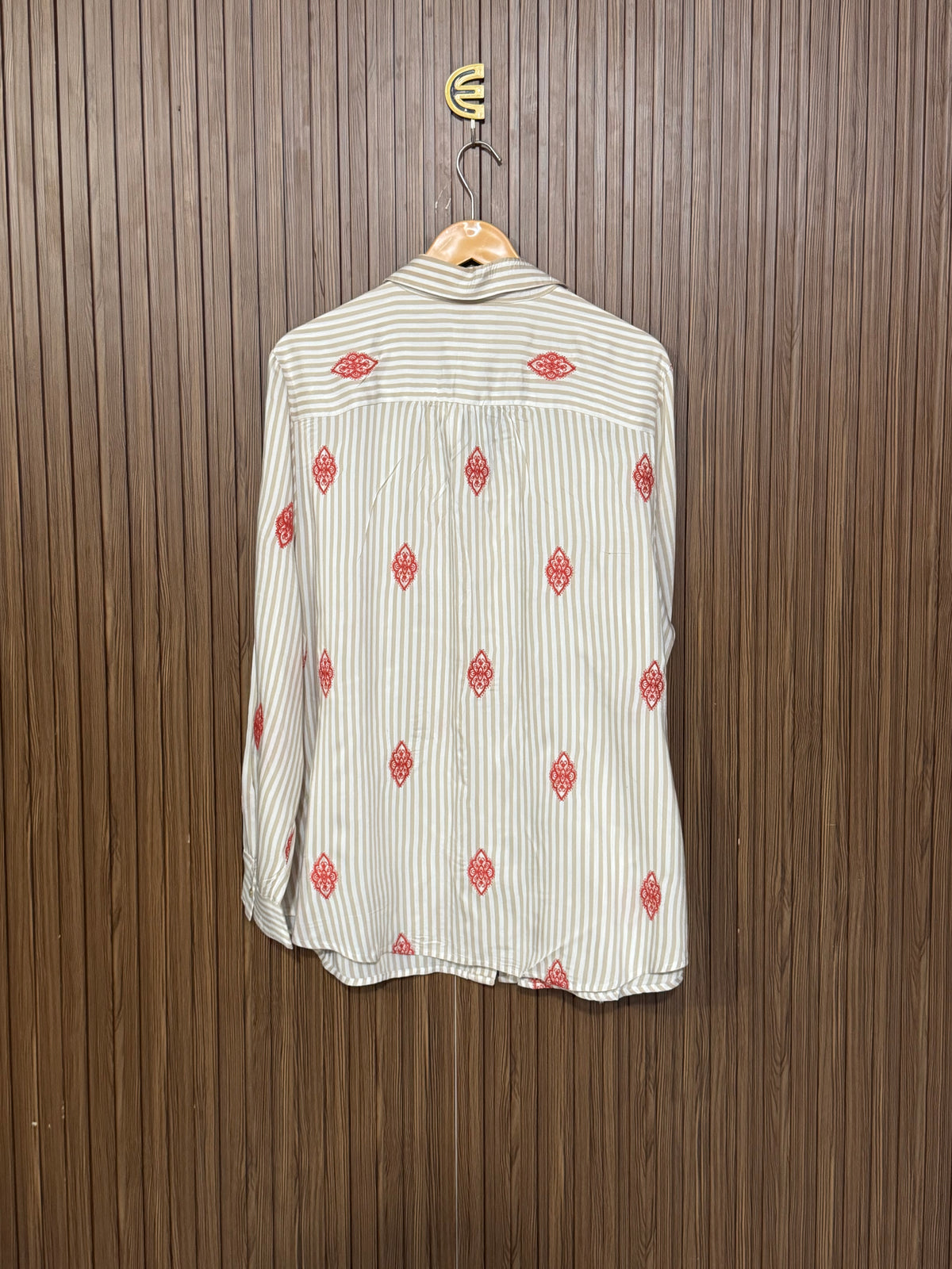Chest 24 Length 28 Fabric Silk White Top