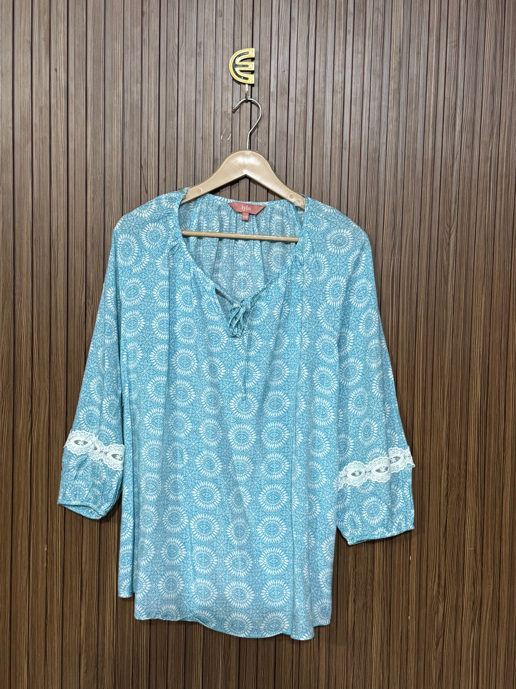Chest 22 Length 26 Fabric Silk Modern Look