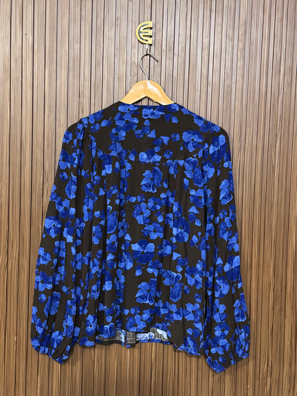 Chest 22 Length 22 Modern Style