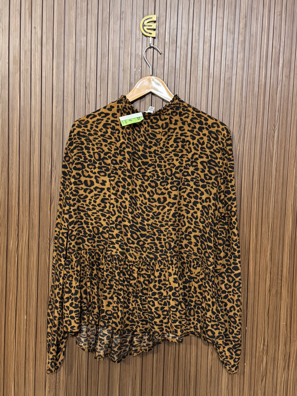 Chest 23 Length 23 Fabric Silk Clean Look
