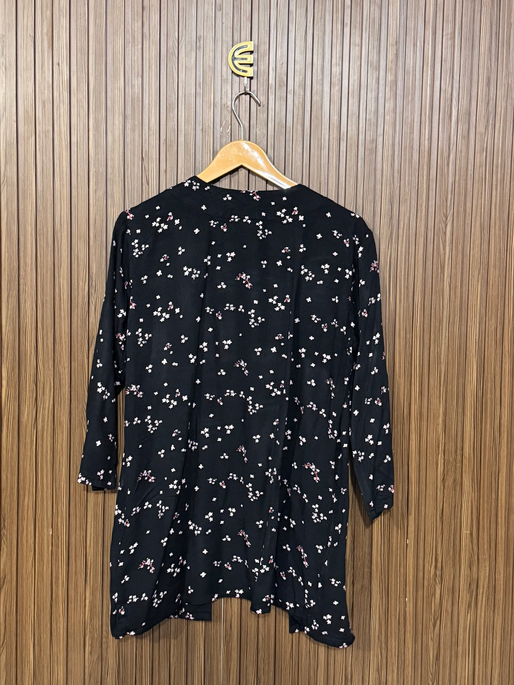 Chest Medium Length 28 Fabric Silk Fresh Look