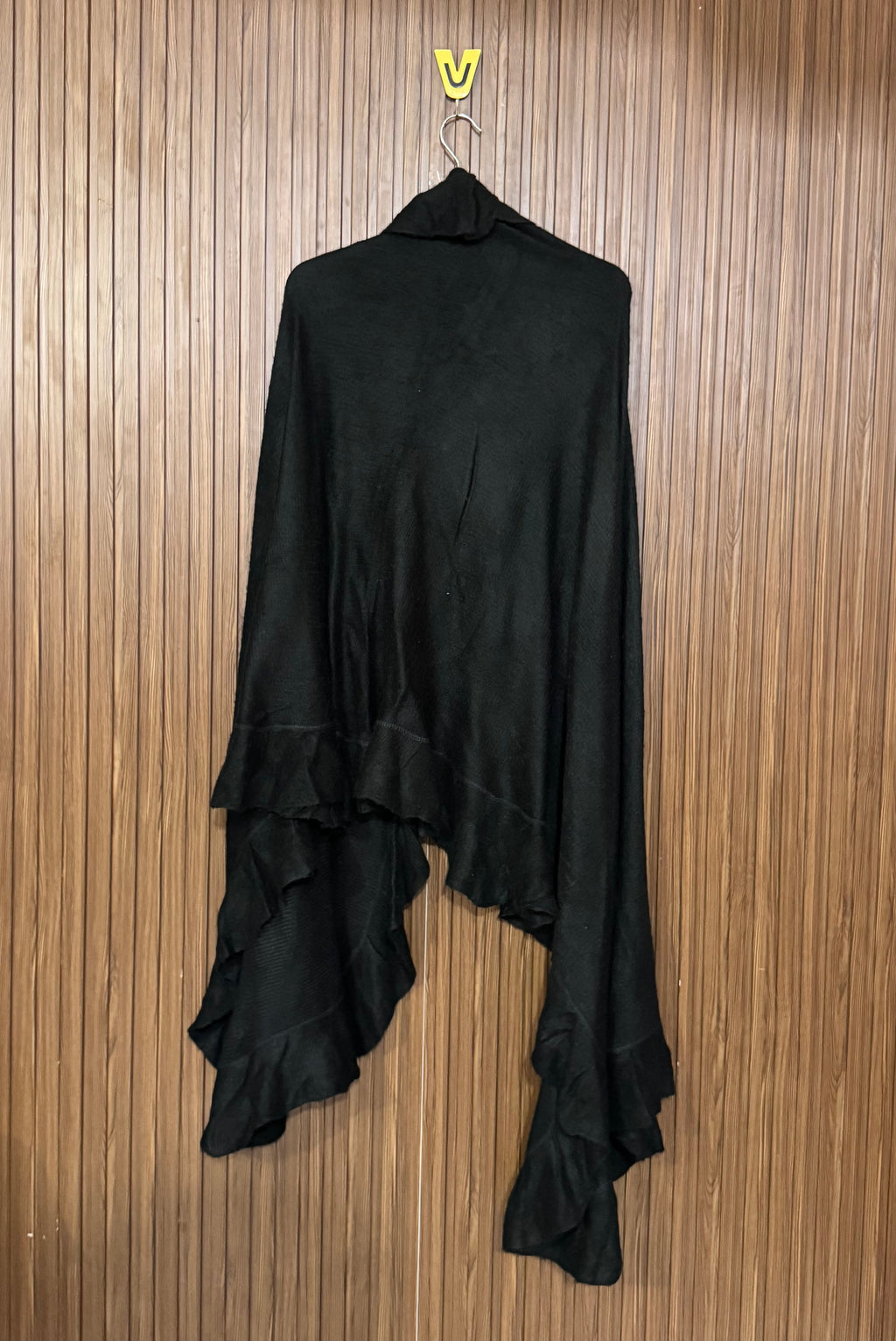 Western Classic Look Shawl